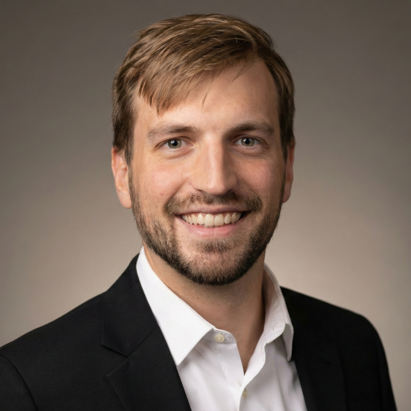 [headshot] image of customer (for a real estate tech)